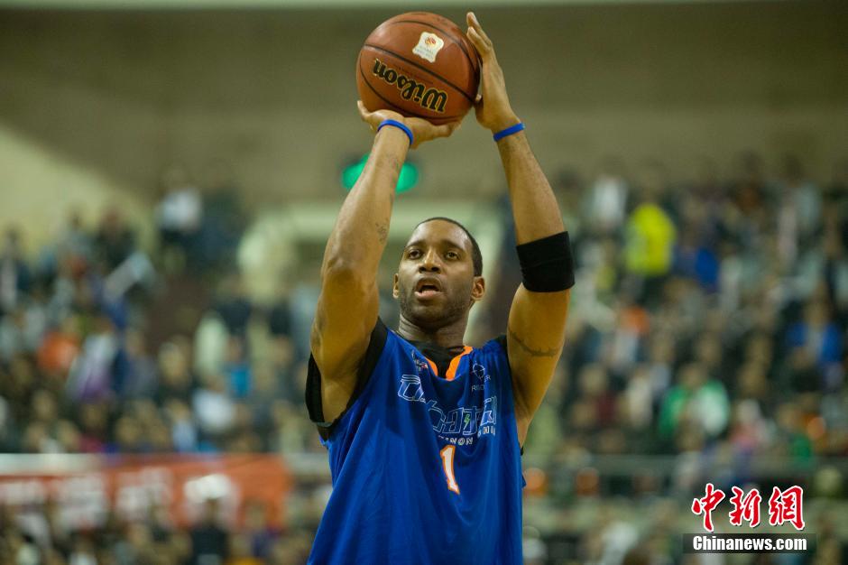 赛中曾多次 赛中曾多次