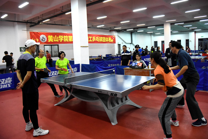 重兵围剿 重兵围剿